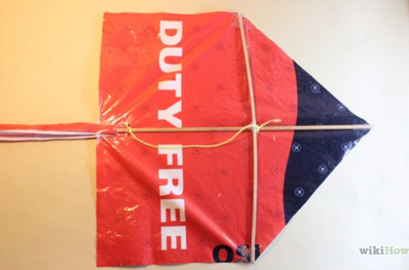 make a homemade kite