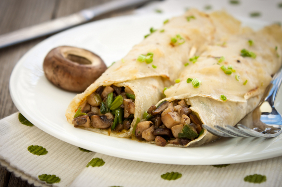 creamy mushroom and-chicken-crepe
